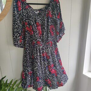 GAP Dress, Floral Print in Red White & Blue Flowers on Black, Ruffled Hem